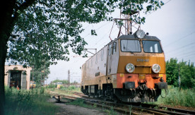 Lokomotywa EP09-001. Warszawa Olszynka Grochowska. 03.07.1993

fot. Wojciech Dębski